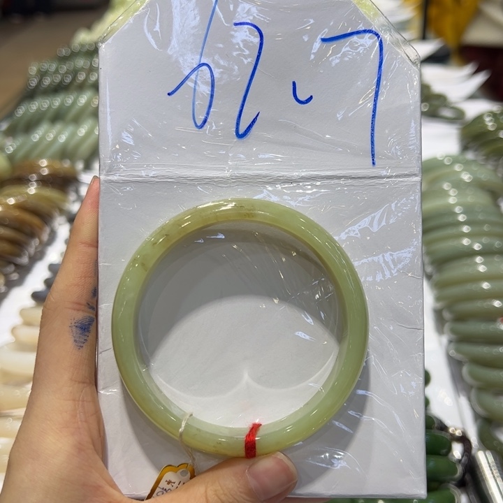 和田玉（糖玉）手镯未镶嵌