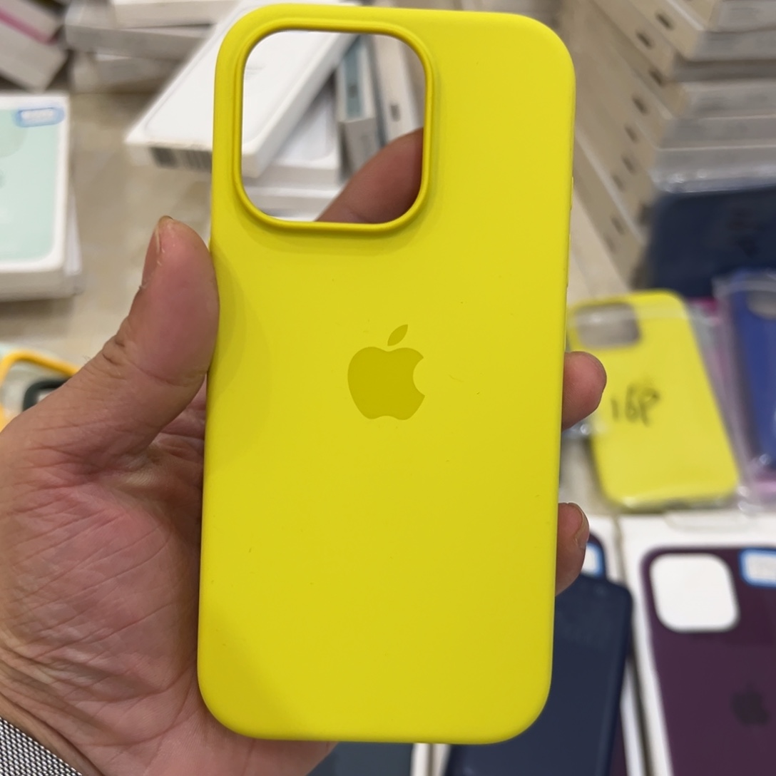 99新16pro杨桃色硅胶壳