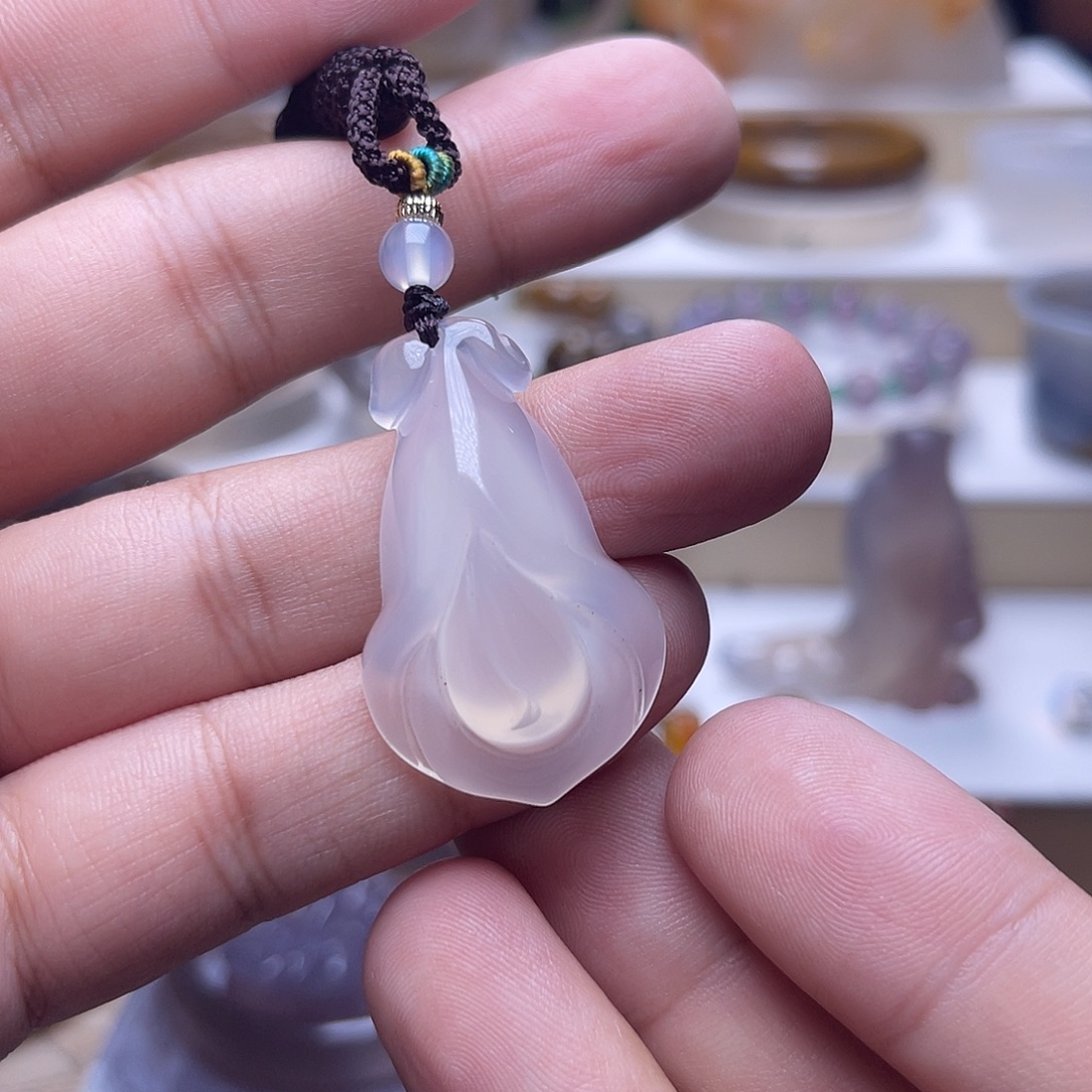玛瑙/玉髓挂件未镶嵌