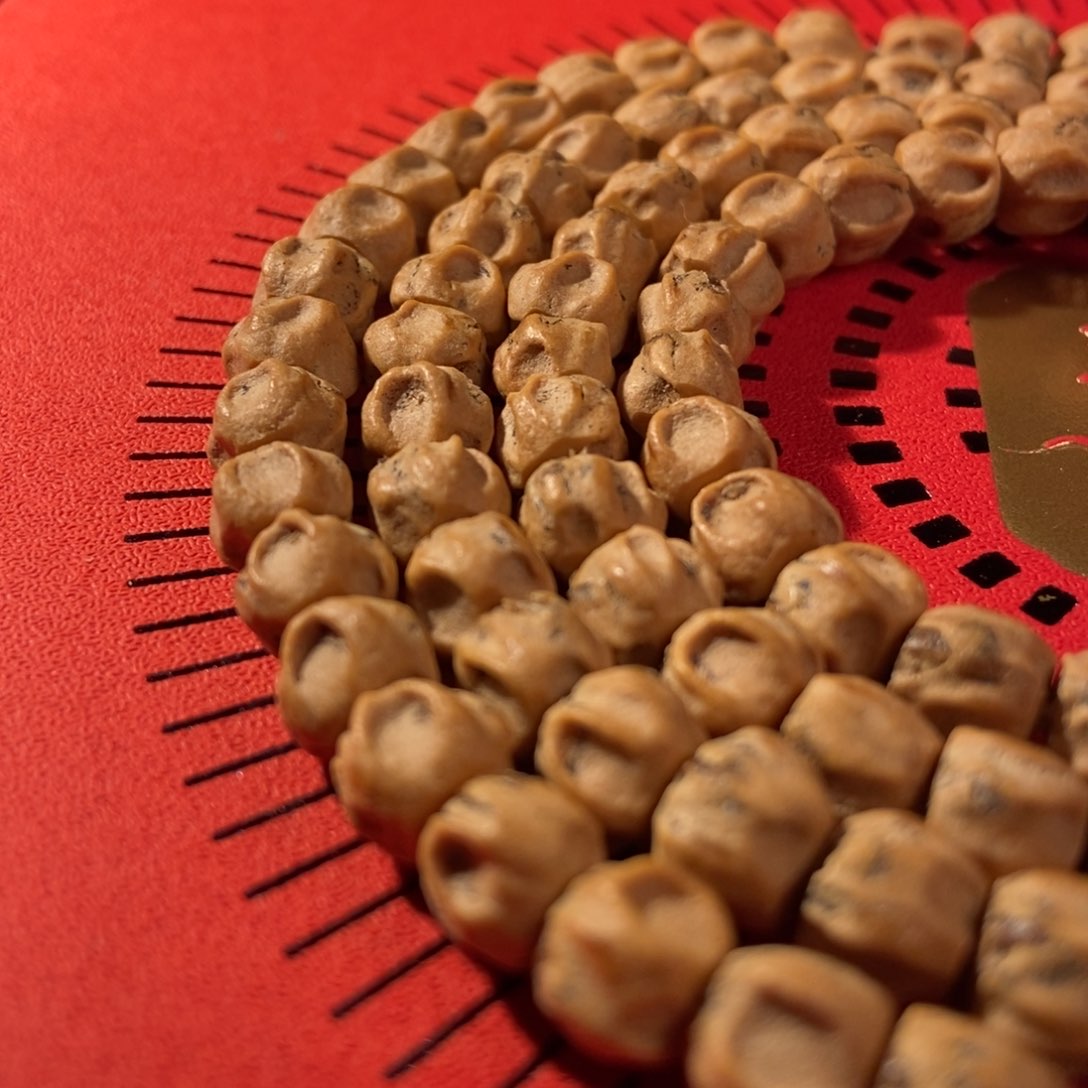 吊坠柏香籽/百香籽顶戴花翎