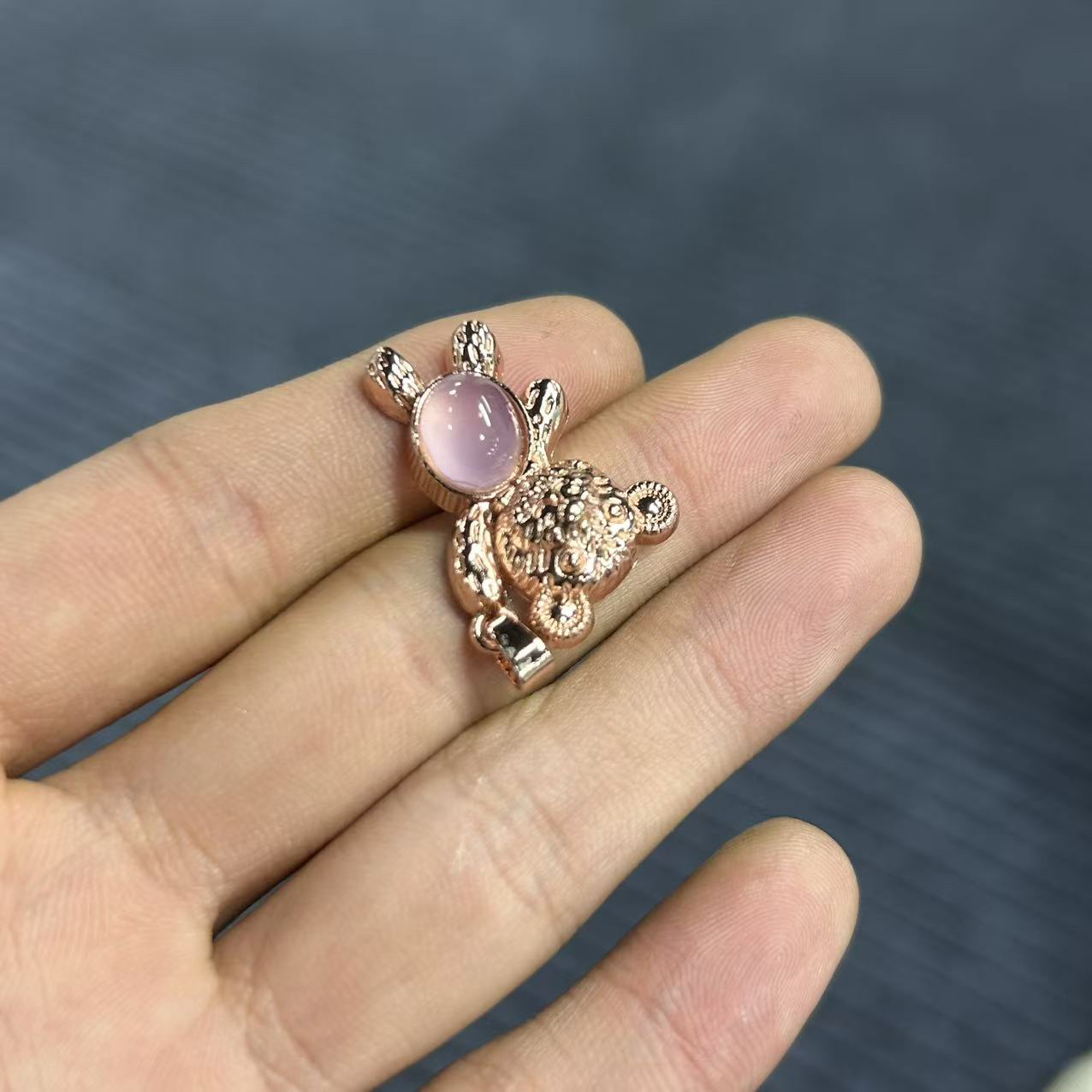 【潜珑】LQJ-0809-高冰粉玛瑙小熊吊坠