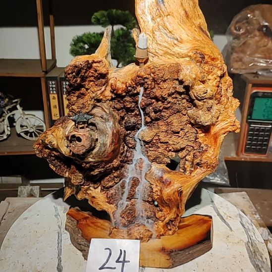 换***格泥塑24北沉香琥珀木天然造型山水摆件。