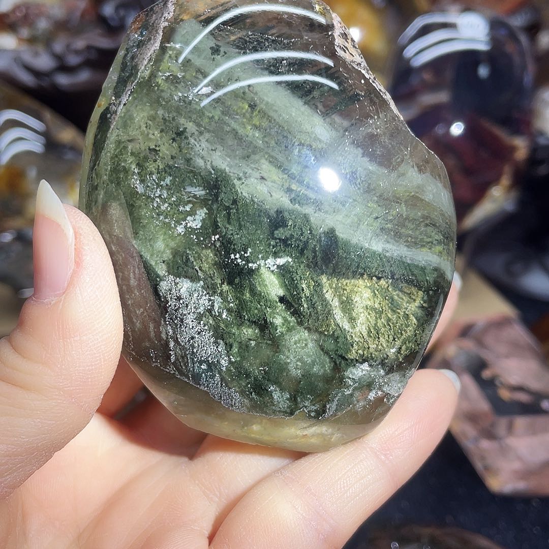 水晶未镶嵌珠宝半成品