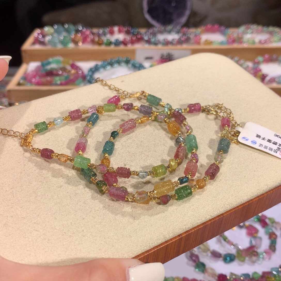 碧玺多样性发货一件未镶嵌