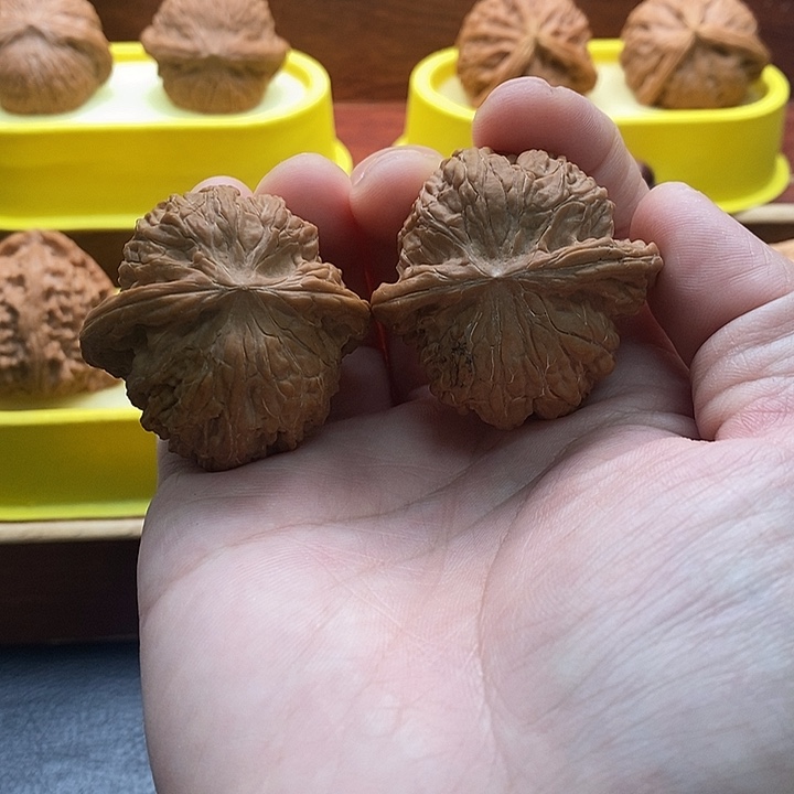 文玩核桃吊坠磨盘