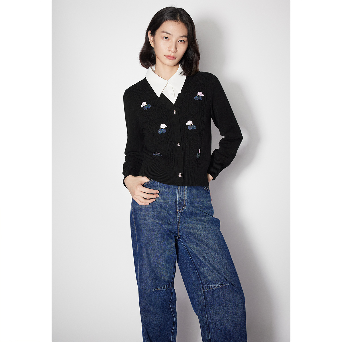 SALT.P可颜2025秋季新款长袖黑色假两件亮片樱桃毛衫AC35306400