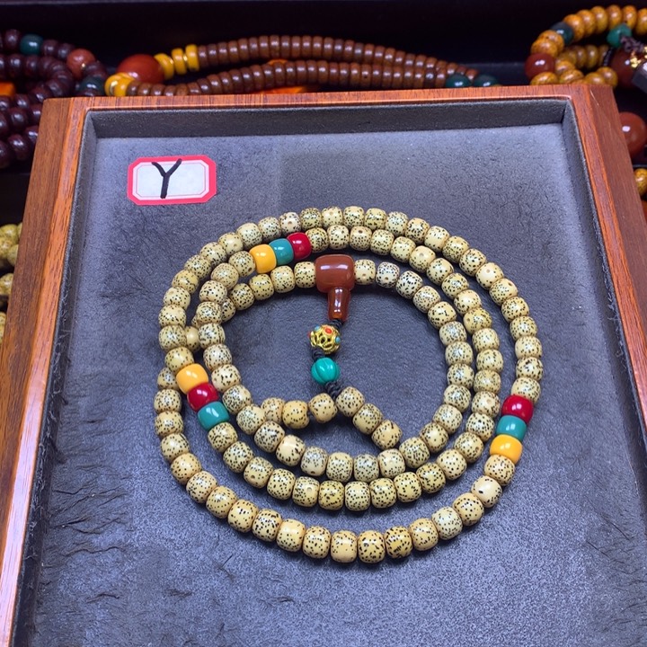 星月菩提吊坠菩提