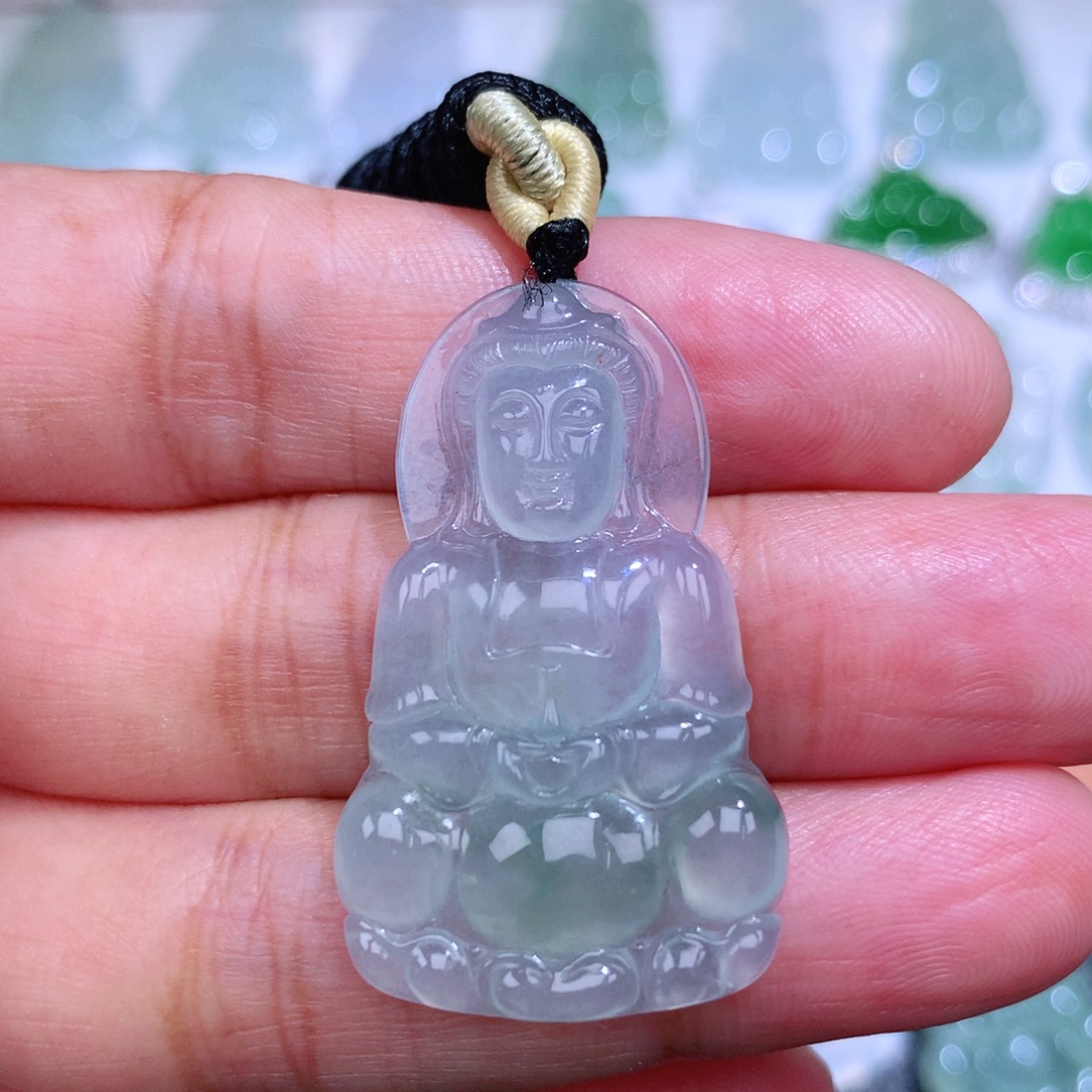 翡翠未镶嵌颈饰观音