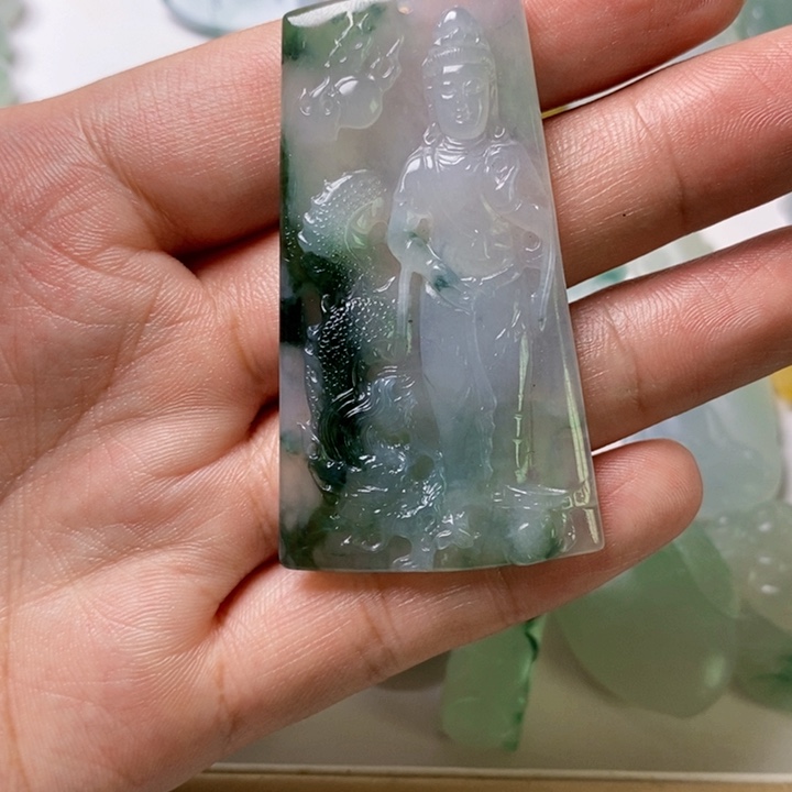 未镶嵌定制翡翠玉龙观音