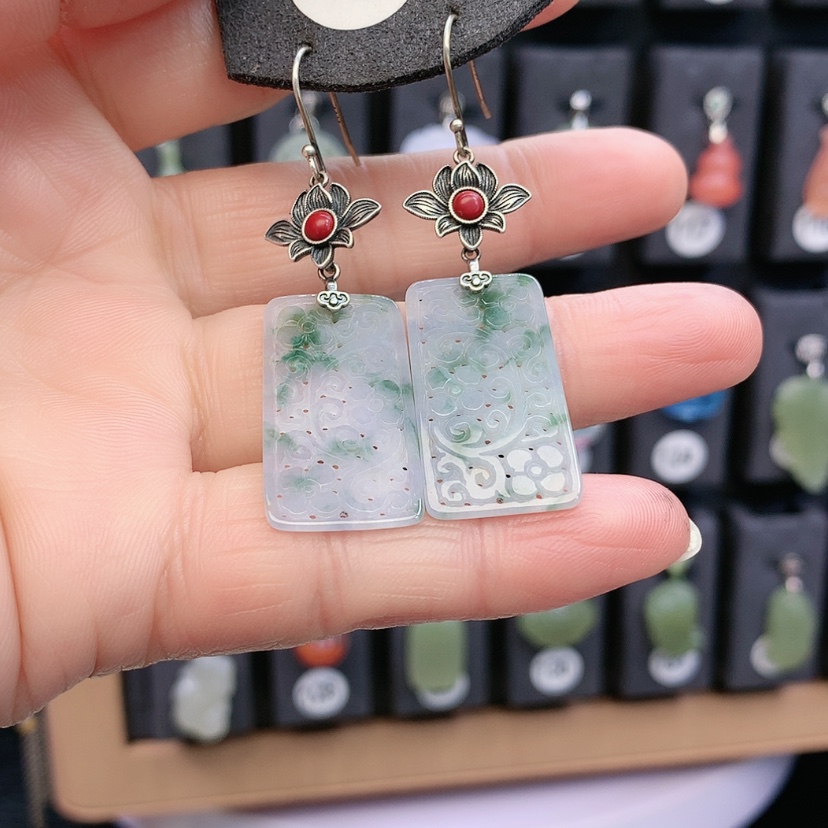 【闪购商品】翡翠耳饰银S925镶嵌英**爽精美