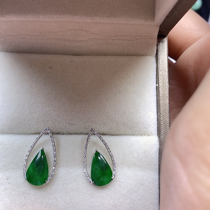 翡翠耳饰18K金镶嵌天然翡翠