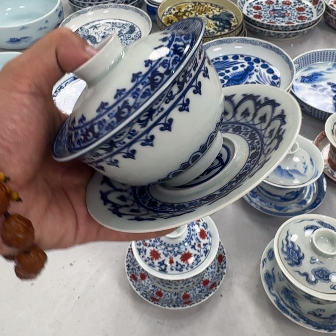 摆件青花宝箱三才盖碗