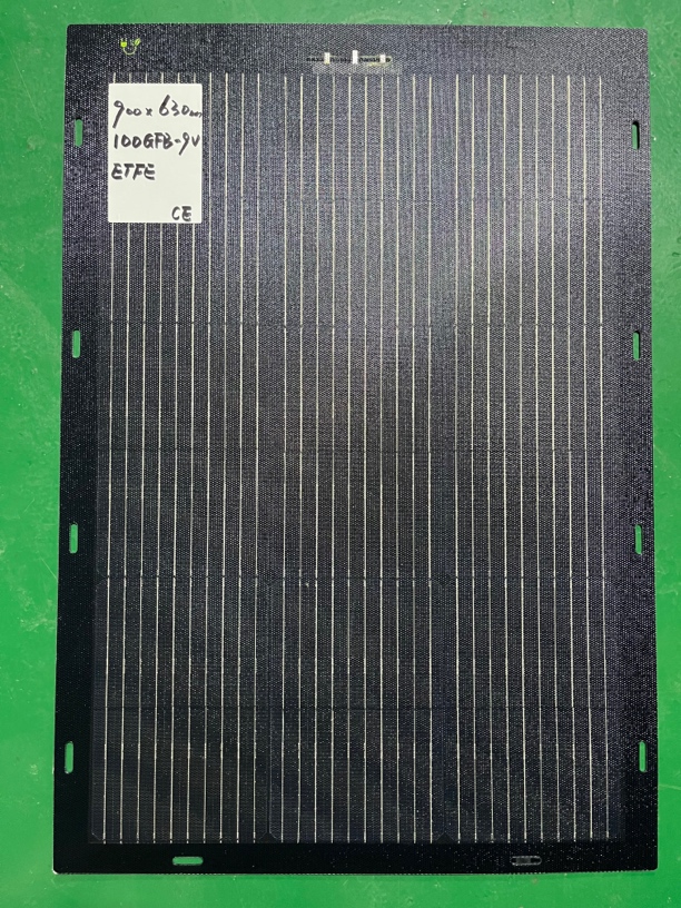 【发2张表面瑕疵】100GFB未焊接9V太阳能光伏板900x630mm黑色ETFE 