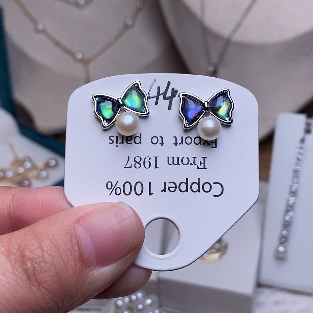 银S925镶嵌淡水珍珠耳饰