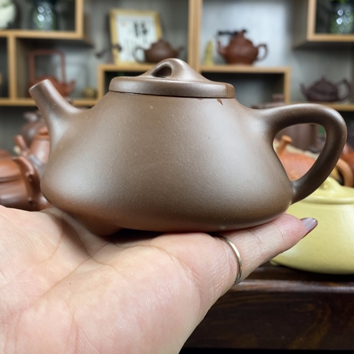 紫砂茶壶青*在原矿紫砂壶