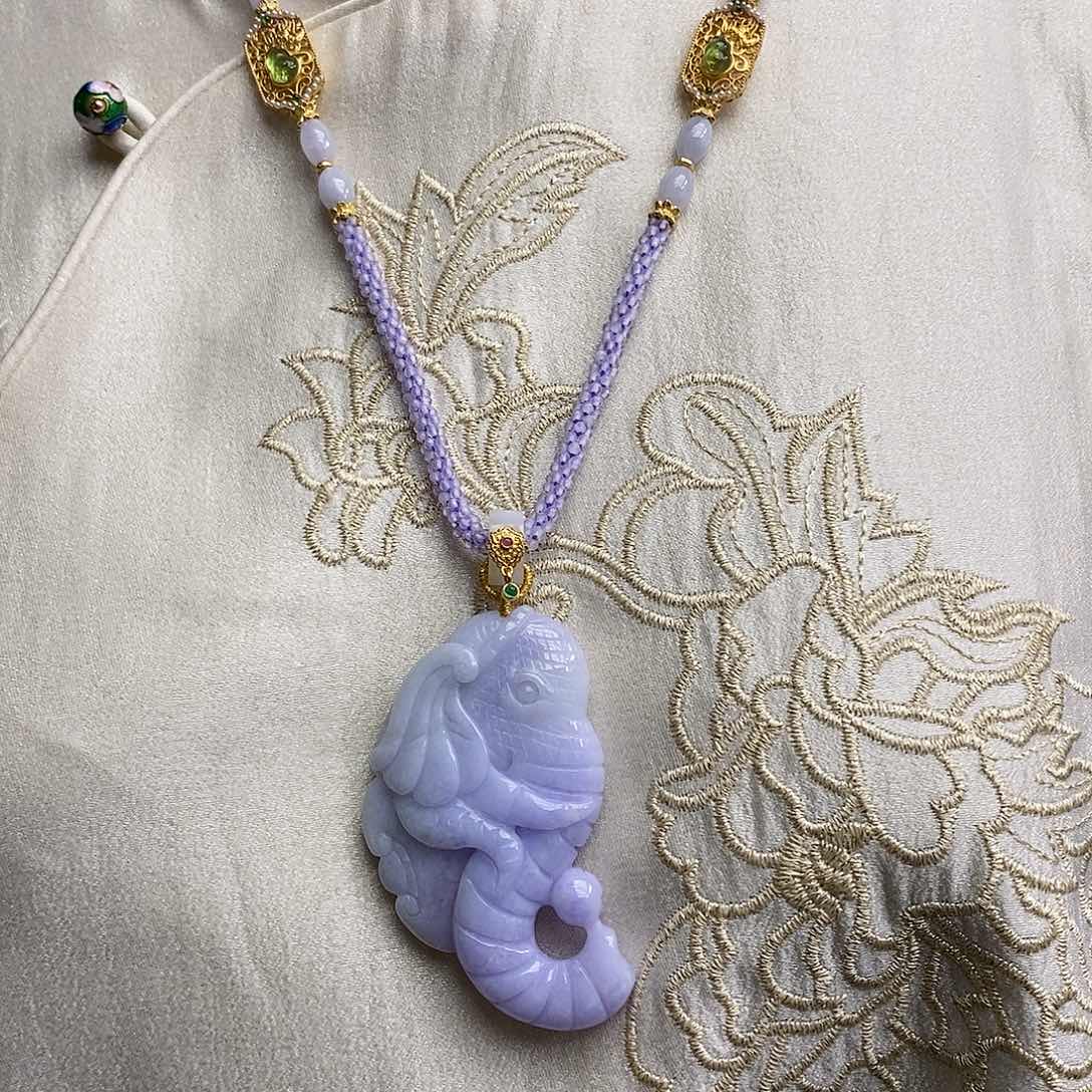 翡翠颈饰未镶嵌天然