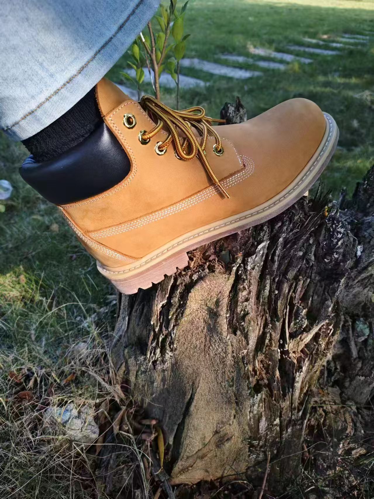 中帮大黄靴高端固特异大黄靴中帮户外时尚经典