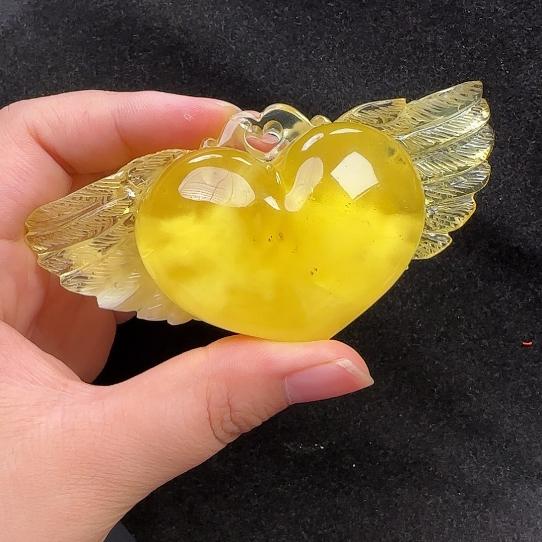 蜜蜡未镶嵌珠宝奇石