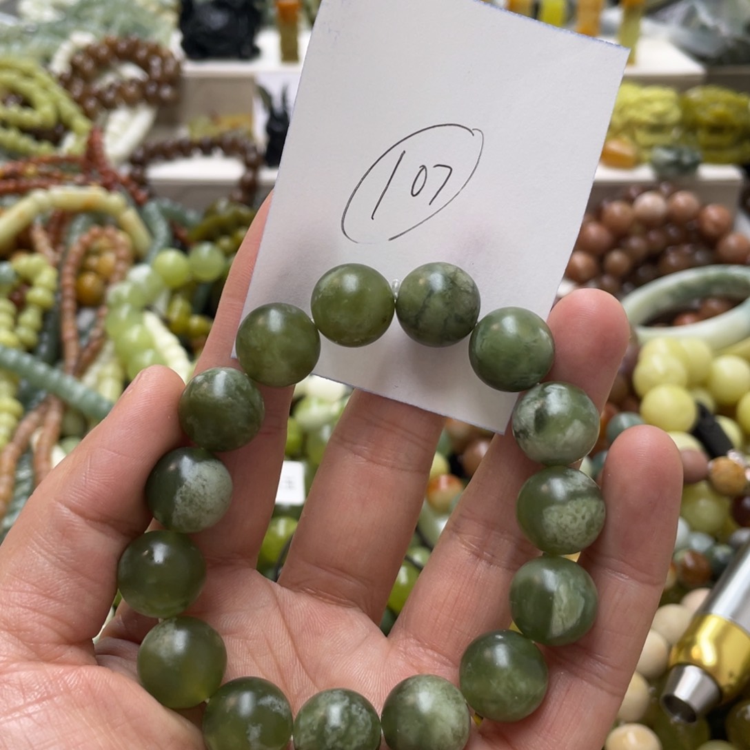 蛇纹石玉手链未镶嵌