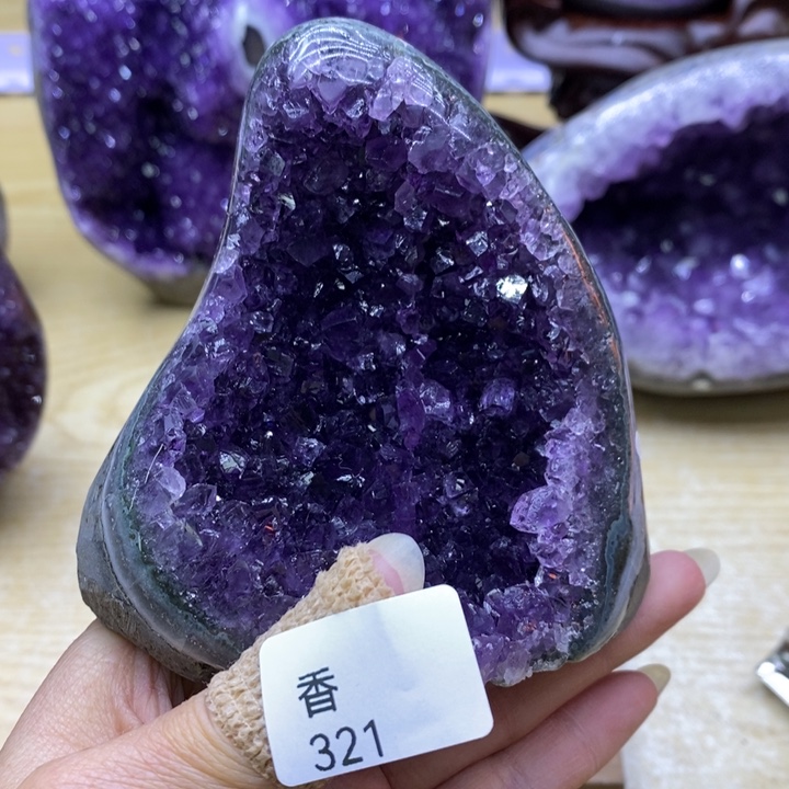 水晶大型摆件（非配饰）未镶嵌