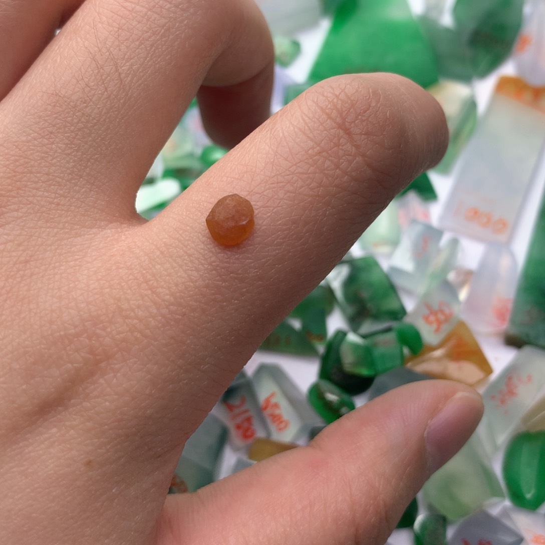 定制翡翠未镶嵌缅甸翡翠原石