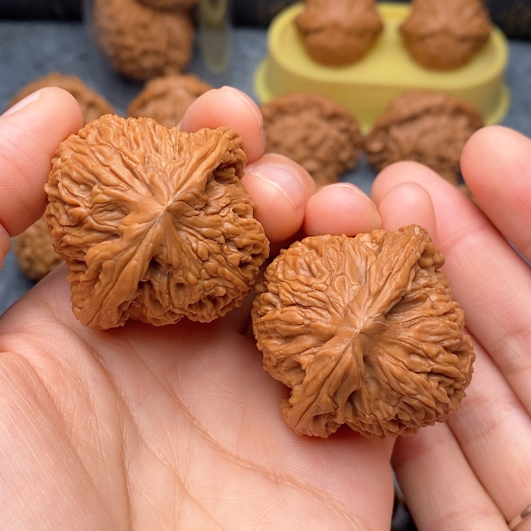 文玩核桃把件南疆石41加全品