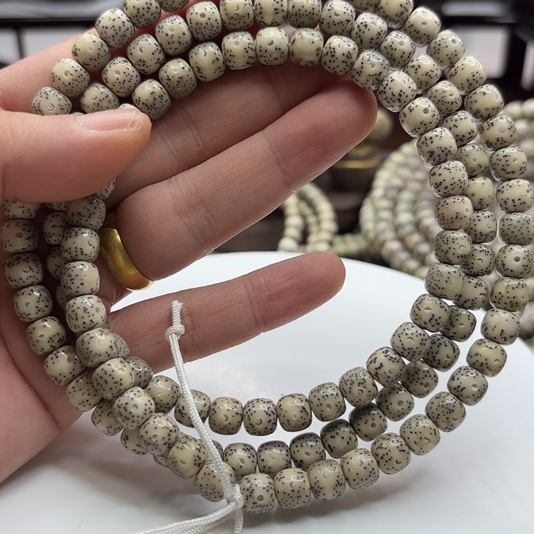 星月菩提手串87骨瓷白大留白