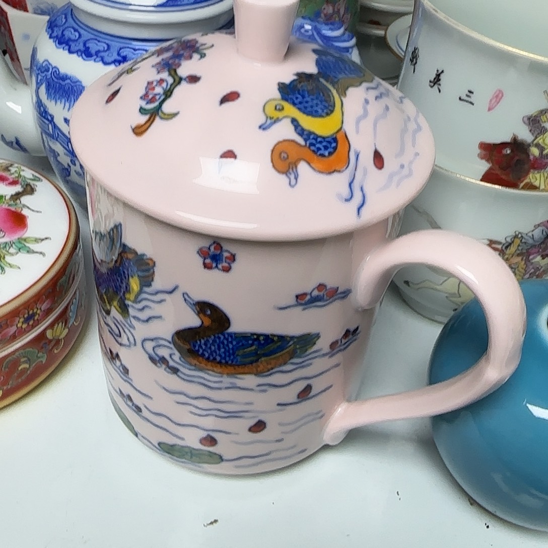 亮***亮瓷片瓷器的工艺技术特点