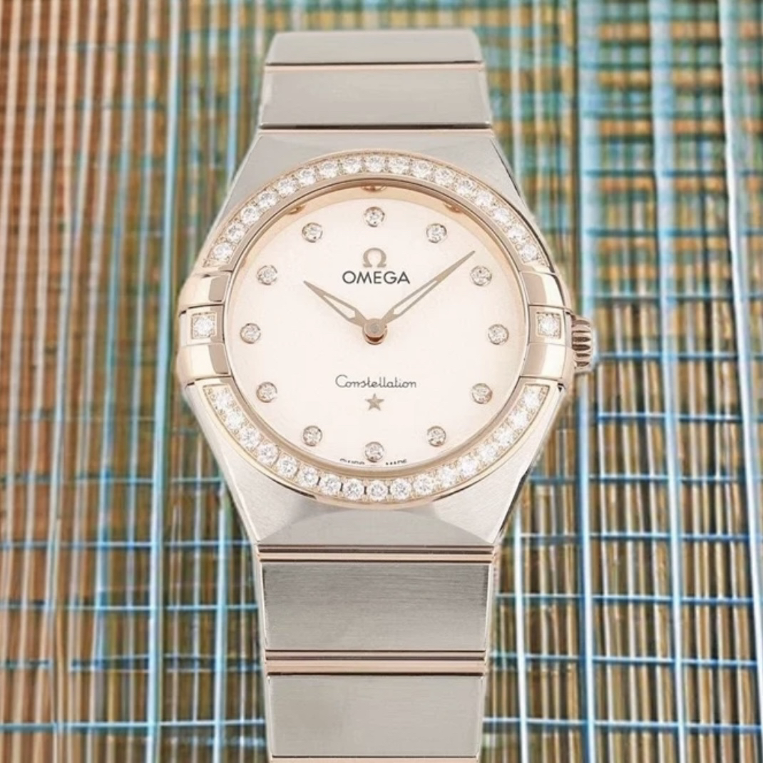 99新 Omega/欧米茄 曼哈顿/25表经/间金/满钻/石英机芯/女士腕表