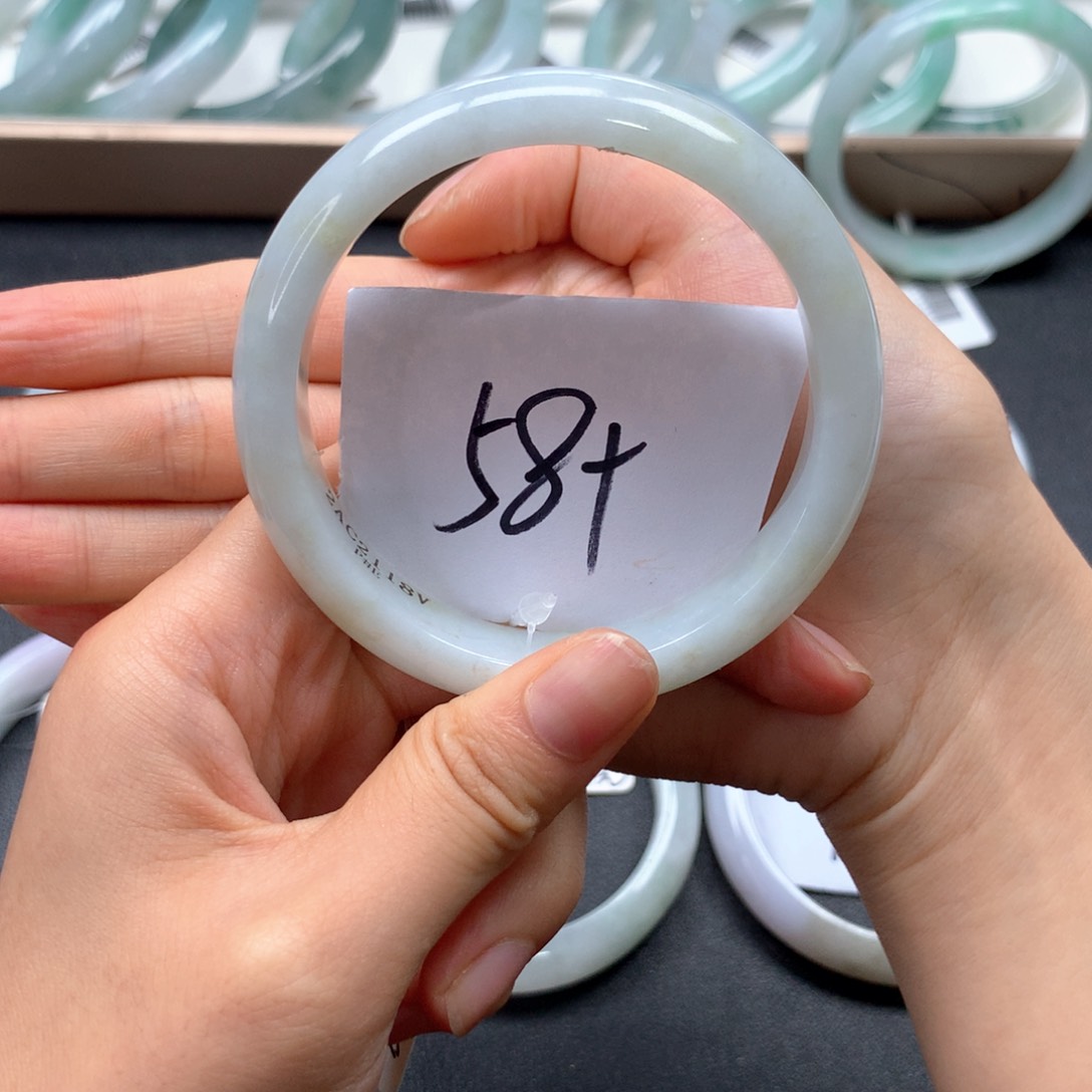 未镶嵌手镯翡翠天然缅甸翡翠