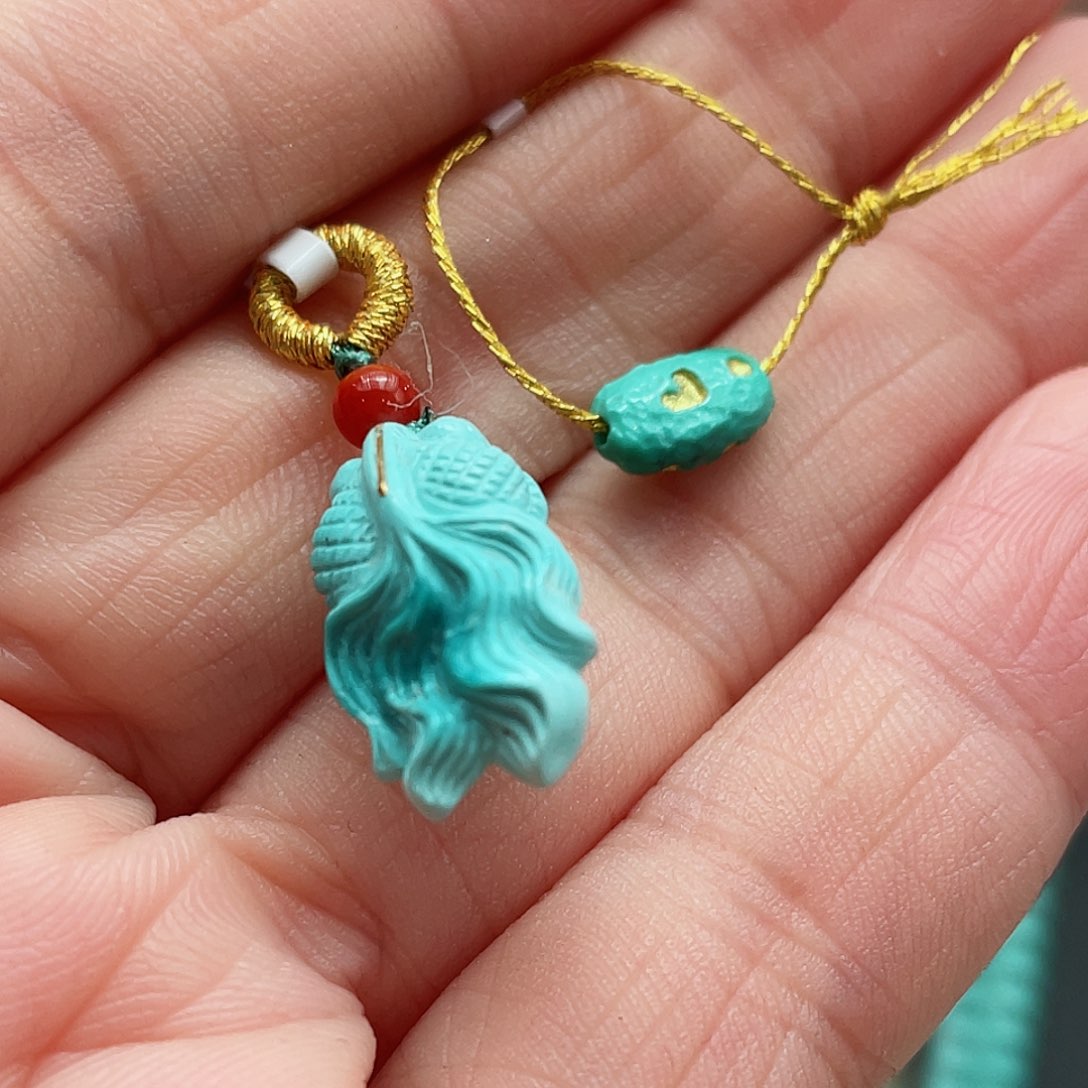 绿松石颈饰未镶嵌