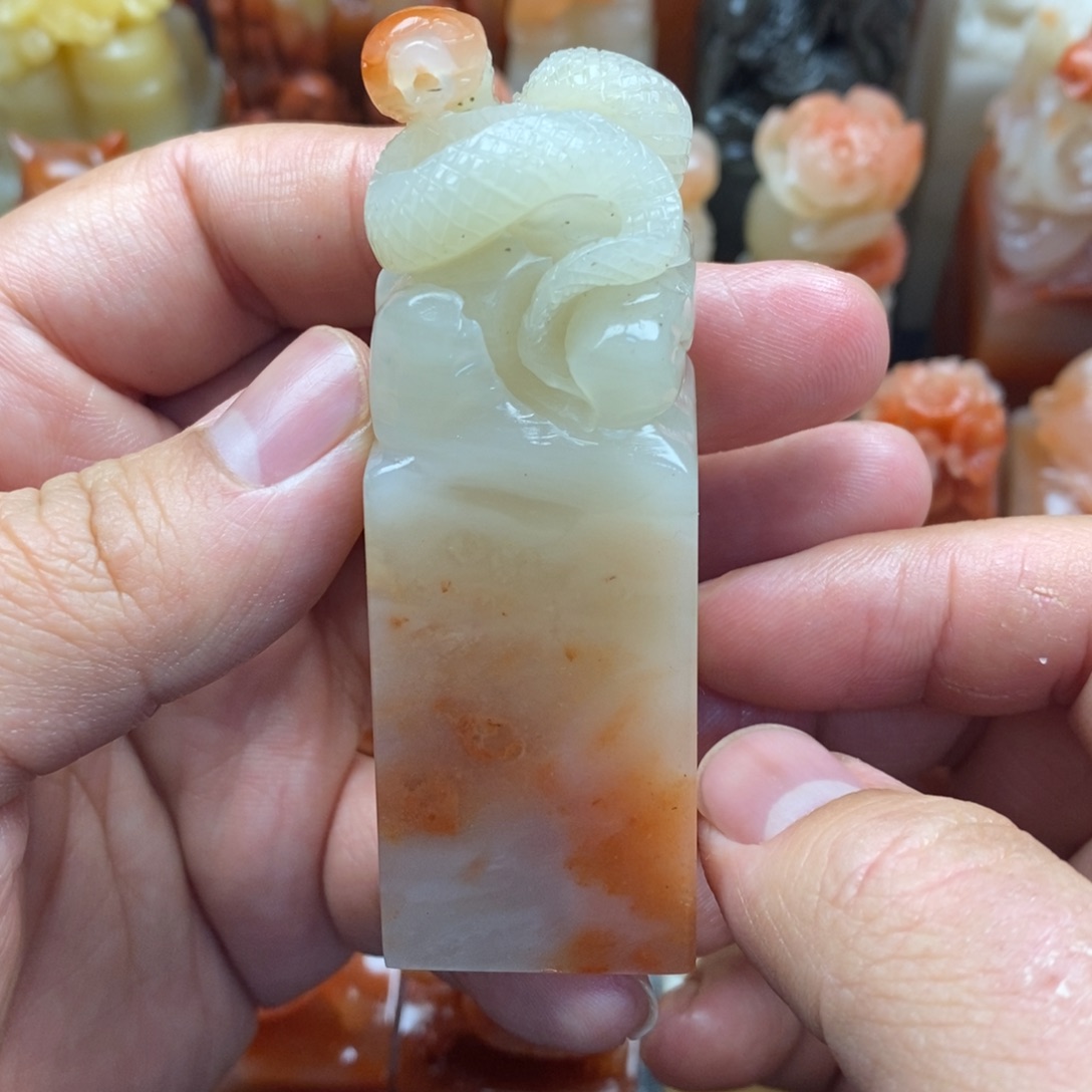 寿山石印石老挝巧雕 蛇