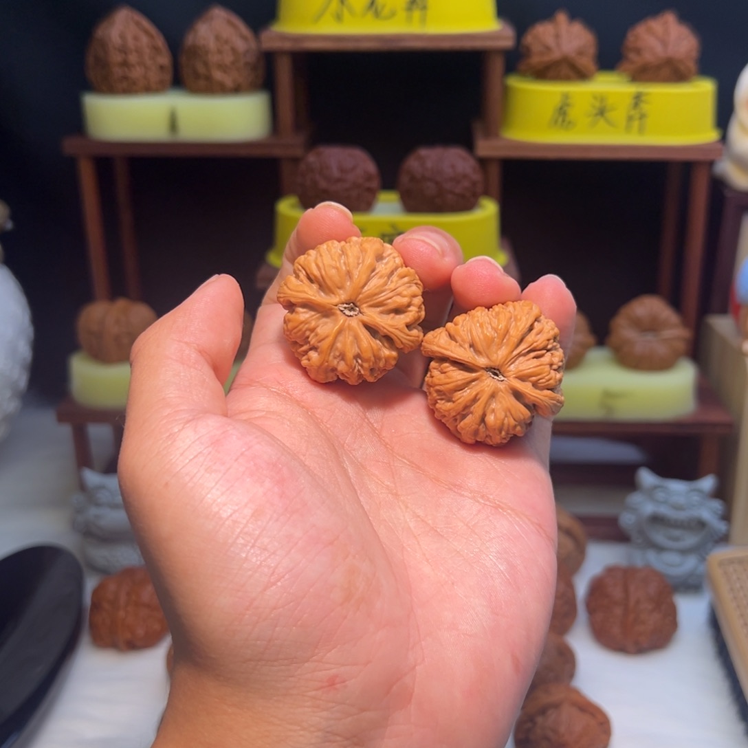 吊坠文玩核桃【十字底】全品37九龙