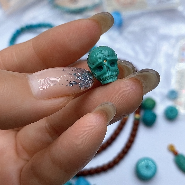 未镶嵌绿松石珠宝奇石