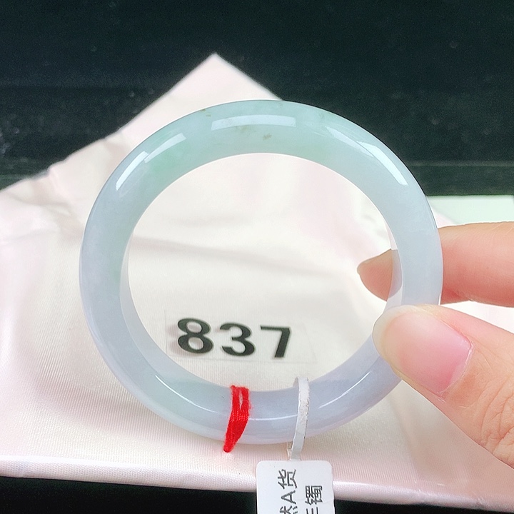 未镶嵌手镯翡翠翡翠手镯