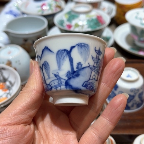 手绘茶杯盖碗壶承陶瓷