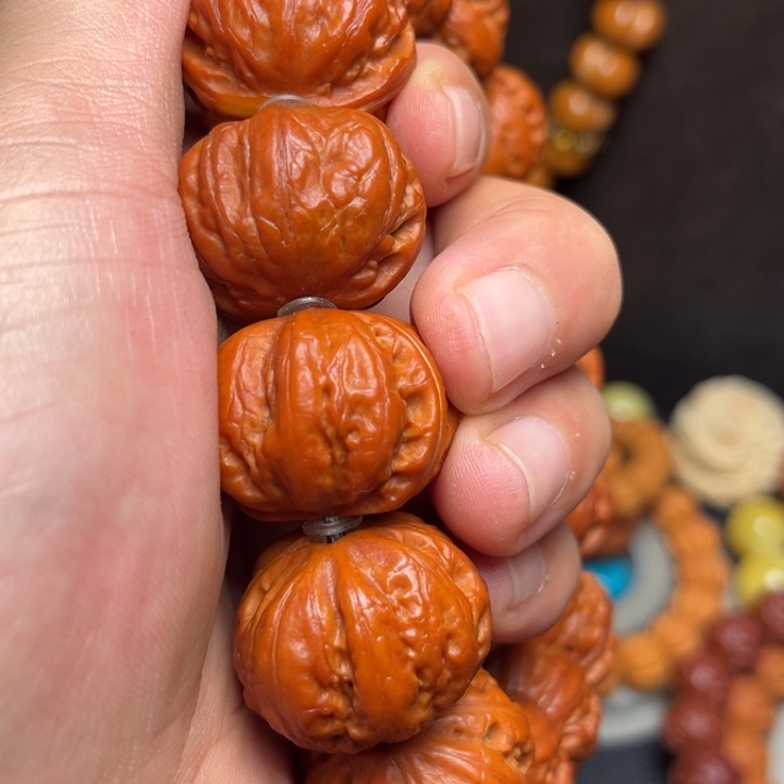 把件猴头核桃秋子手串