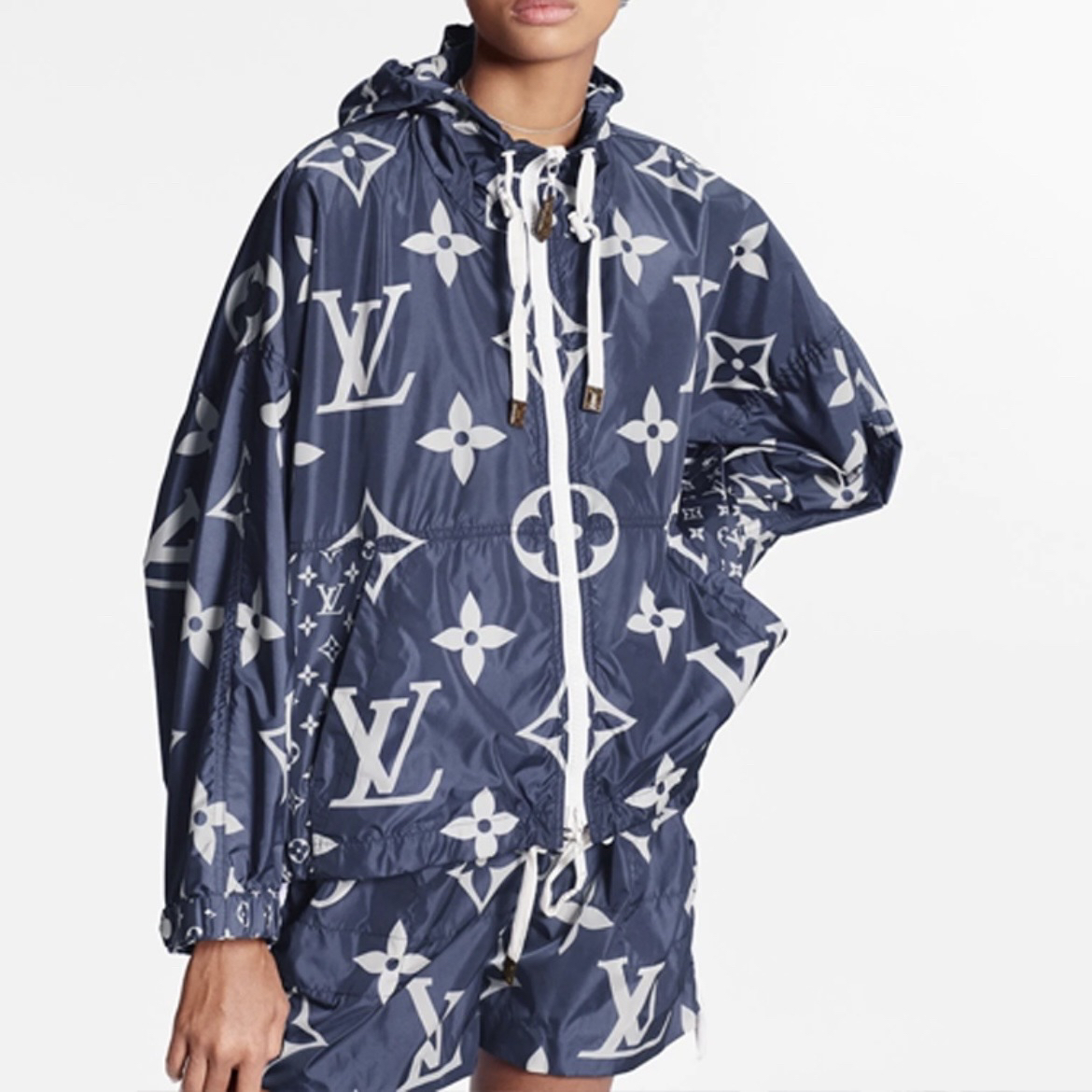 全新未使用 LouisVuitton/路易威登 3678/满印连帽夹克/36码/存放