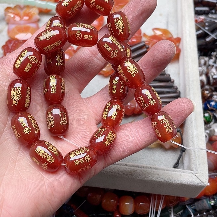 玛瑙/玉髓珠宝半成品未镶嵌一条13x18mm玛瑙桶珠