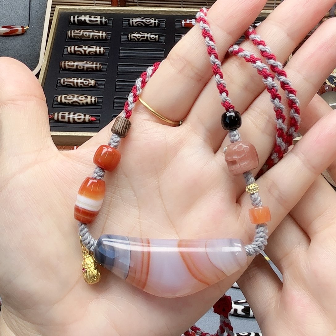 玛瑙/玉髓合金颈饰