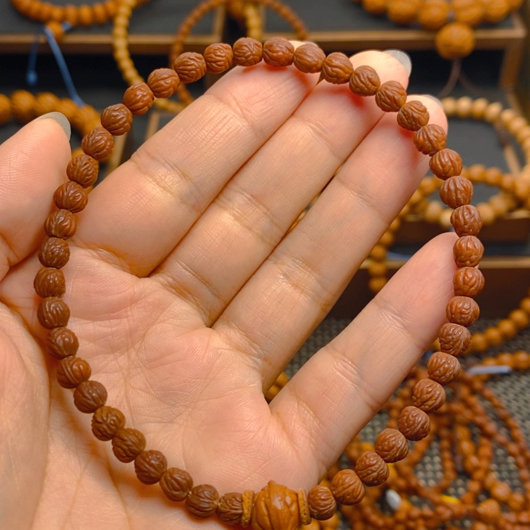 卫***库桃核吊坠秦岭森林06