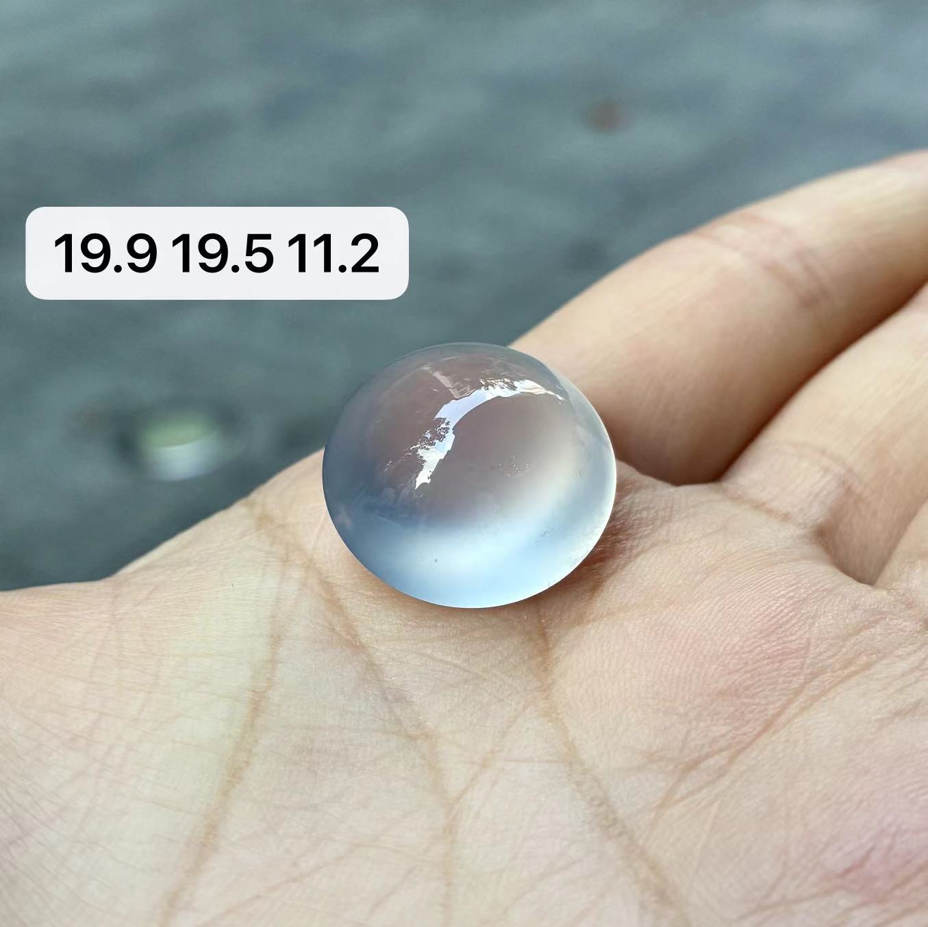 天然a货缅甸翡翠自然光玻璃种带紫气起刚蛋面吊坠
