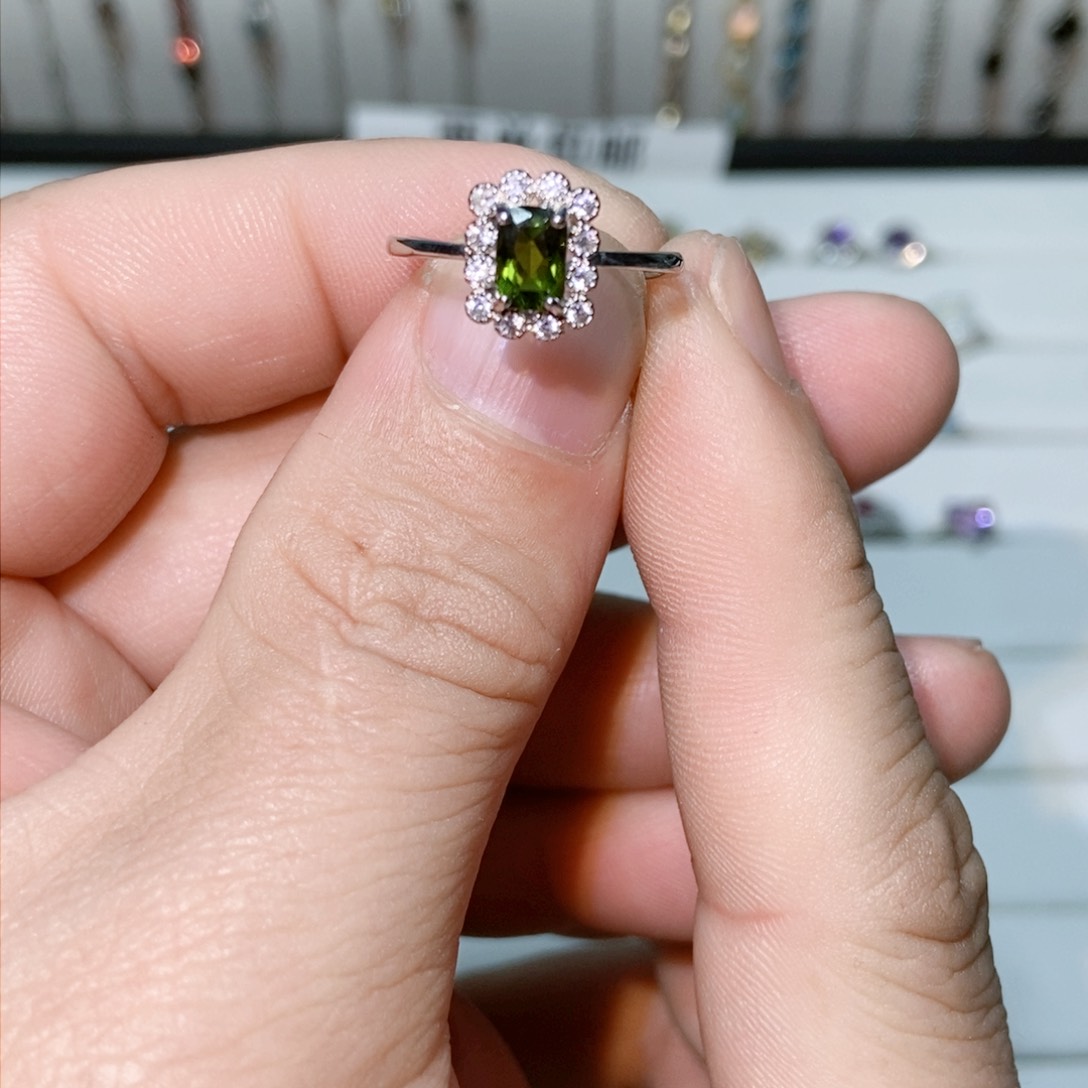 绿水晶戒指银S925镶嵌