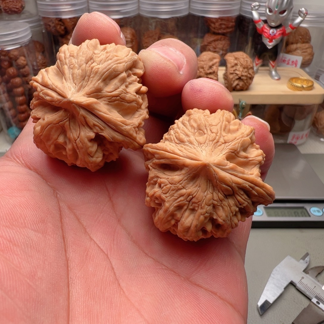 文玩核桃把件41尺全品大沽石