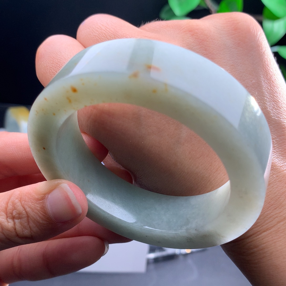 定制翡翠手镯未镶嵌