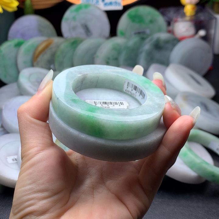 定制翡翠手镯未镶嵌