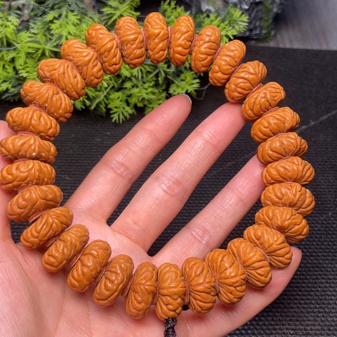 桃核手串龙纹桃核