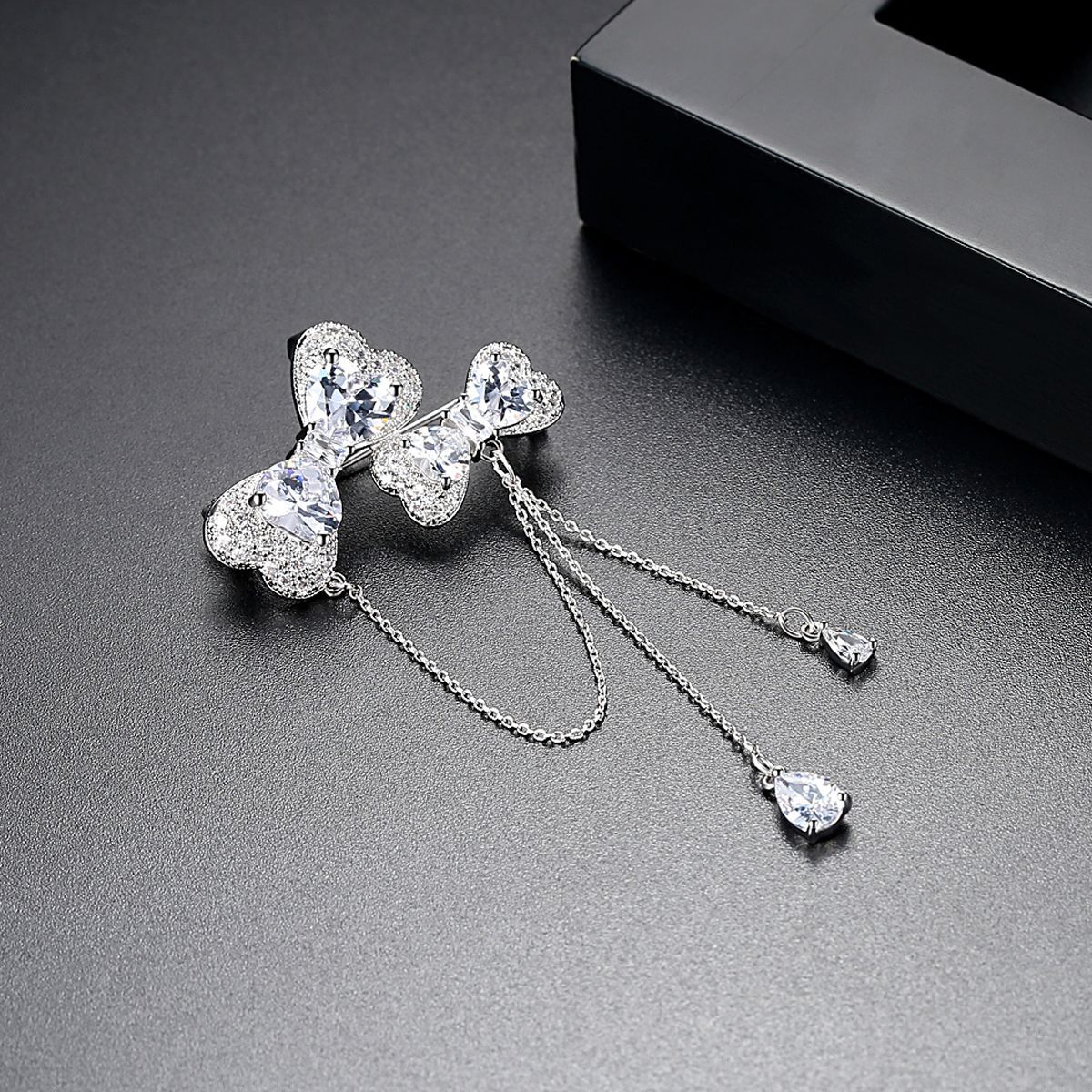 铜合金胸针 X 05 流苏双蝴蝶结长款胸针优雅精美百搭时尚高档精致