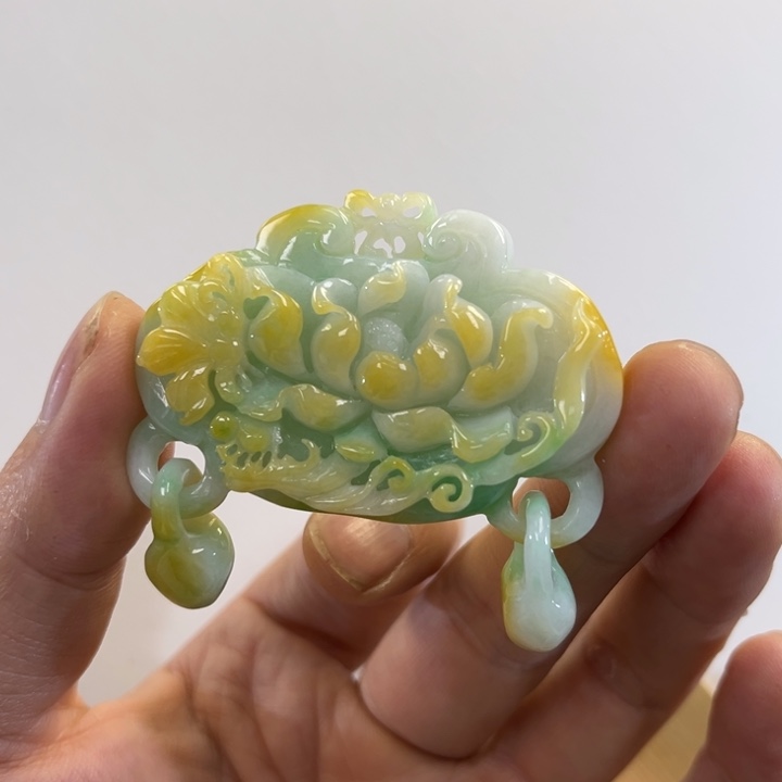 翡翠吊坠(赠链)未镶嵌代编织