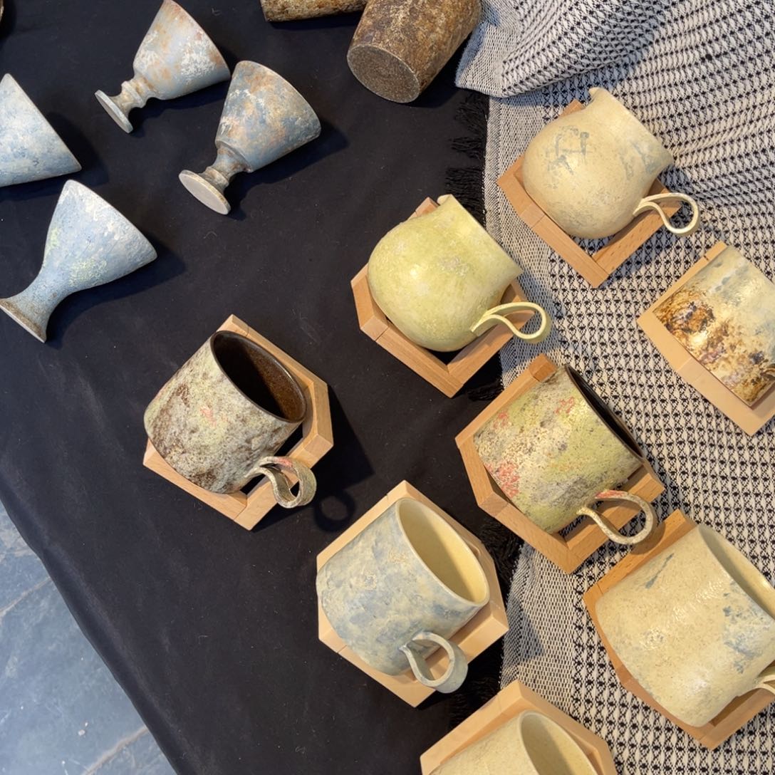 陶瓷哈哈哈哈哈哈哈